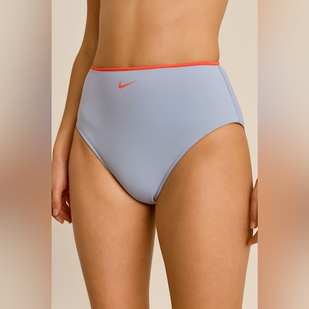 Nike Reversible High-Cut Bikini Bottoms – Estimated XS